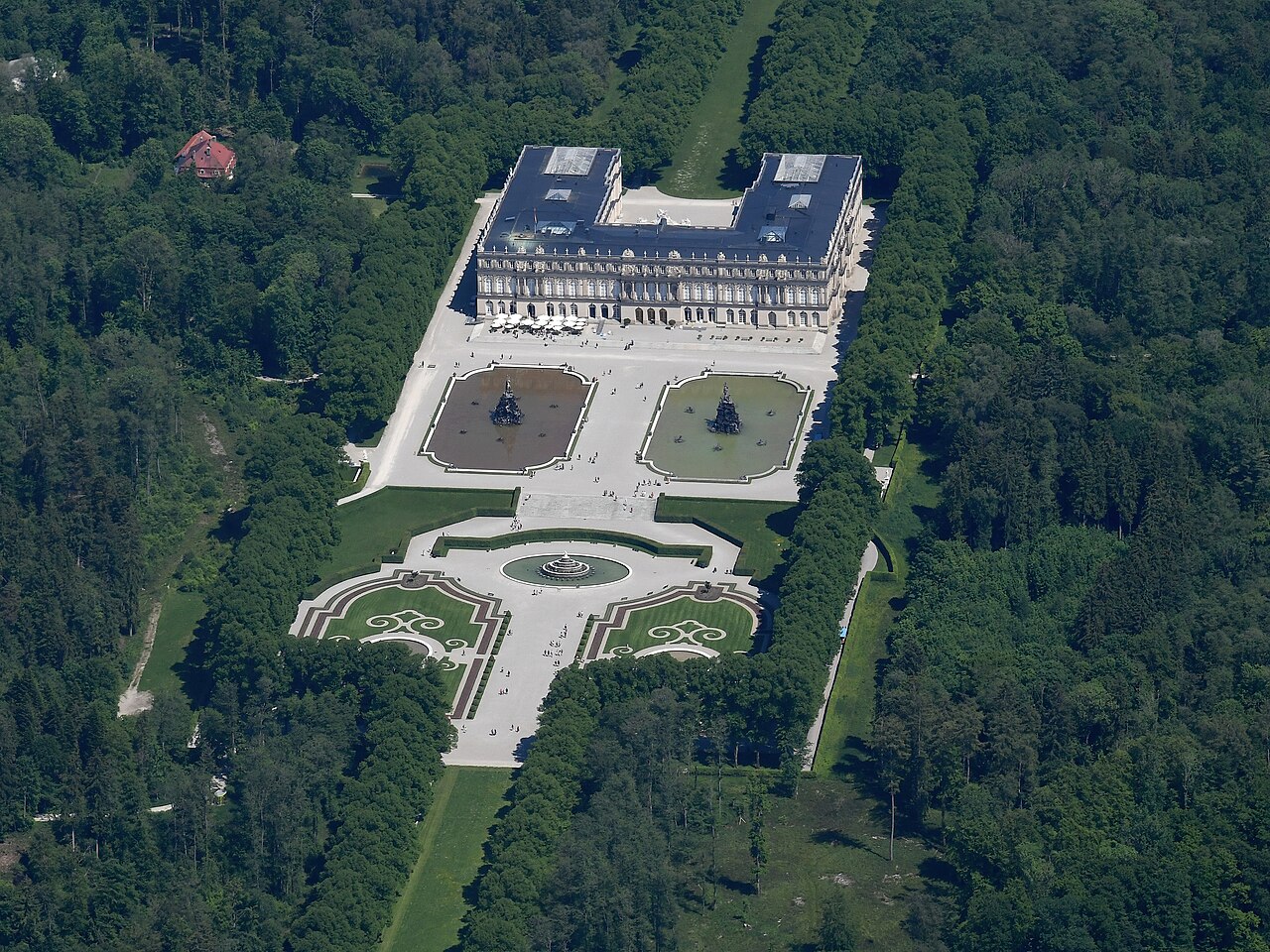 Herrenchiemsee nel Chiemsee: il castello da fiaba di Ludwig II tra acque cristalline e Versailles bavarese (2)