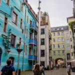 Kunsthofpassage di Dresda: il cortile artistico dove la pioggia diventa musica