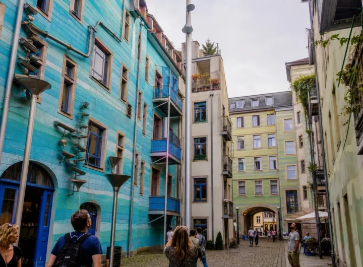 Kunsthofpassage di Dresda: il cortile artistico dove la pioggia diventa musica